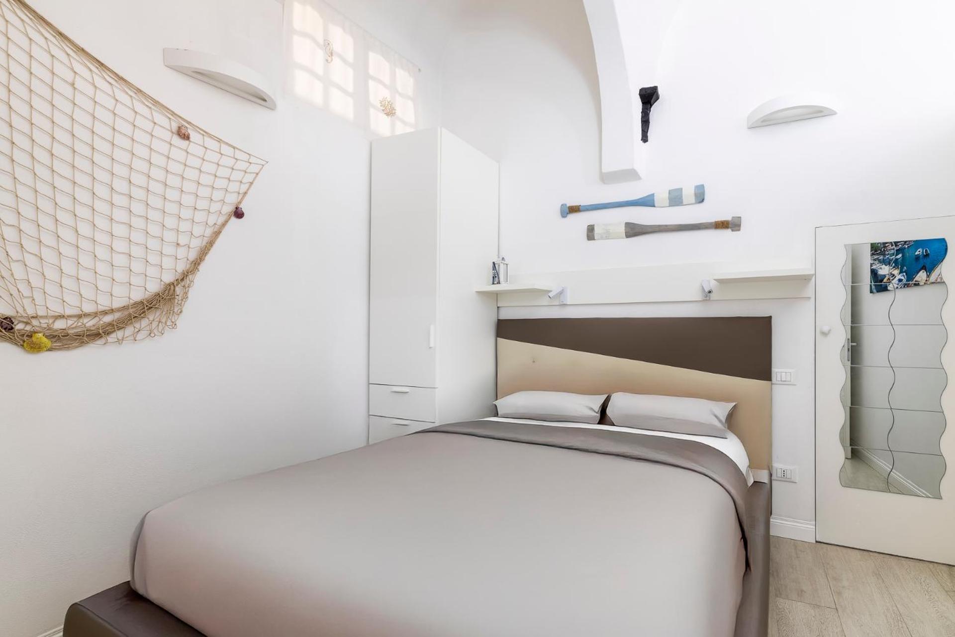 La Del Monaco Marinaio Apartment *
